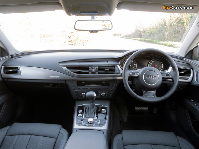 Audi A7 Sportback 3.0 TDI quattro UK-spec 2010 images (640 x 480)