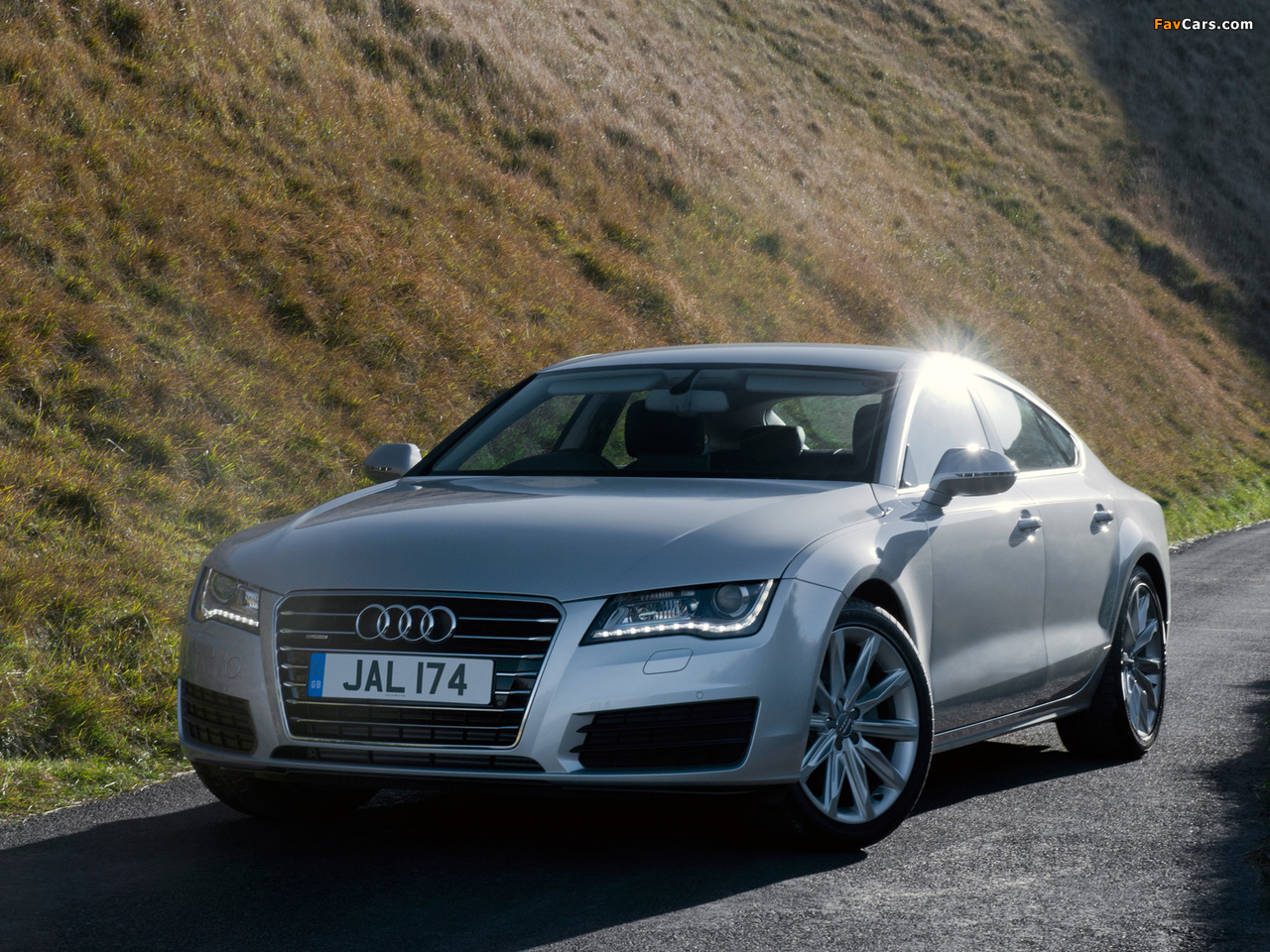 Audi A7 Sportback 3.0 TDI quattro UK-spec 2010 images (1280 x 960)