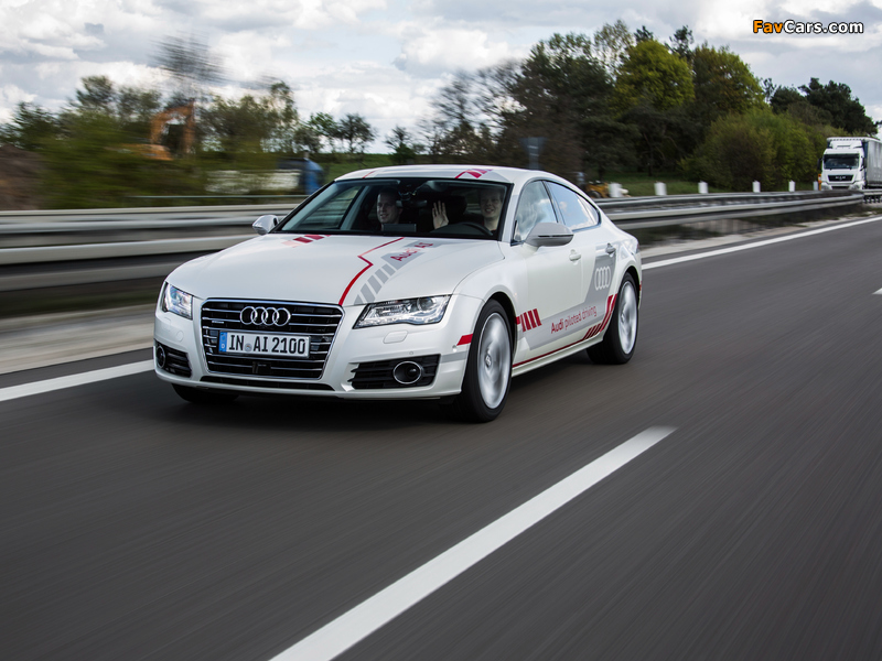 Photos of Audi A7 Sportback piloted driving concept 2016 (800 x 600)