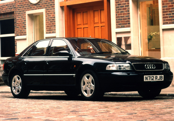 Audi A8 UK-spec (D2) 1994–99 images