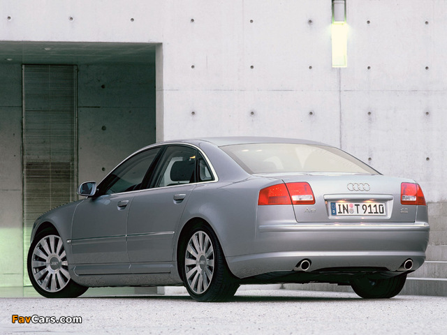 Audi A8 4.2 quattro (D3) 2003–05 pictures (640 x 480)