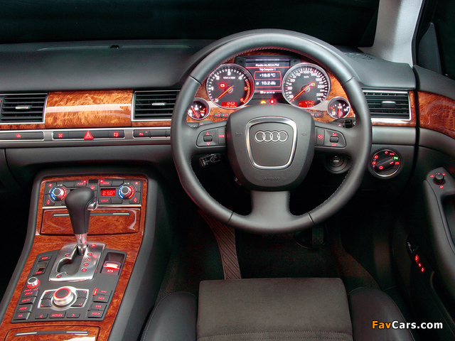 Audi A8 3.0 TDI quattro ZA-spec (D3) 2005–08 pictures (640 x 480)