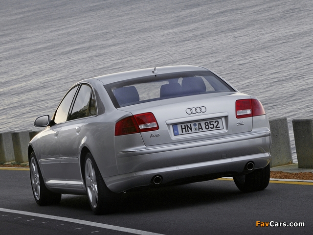 Audi A8 4.2 quattro (D3) 2005–08 wallpapers (640 x 480)