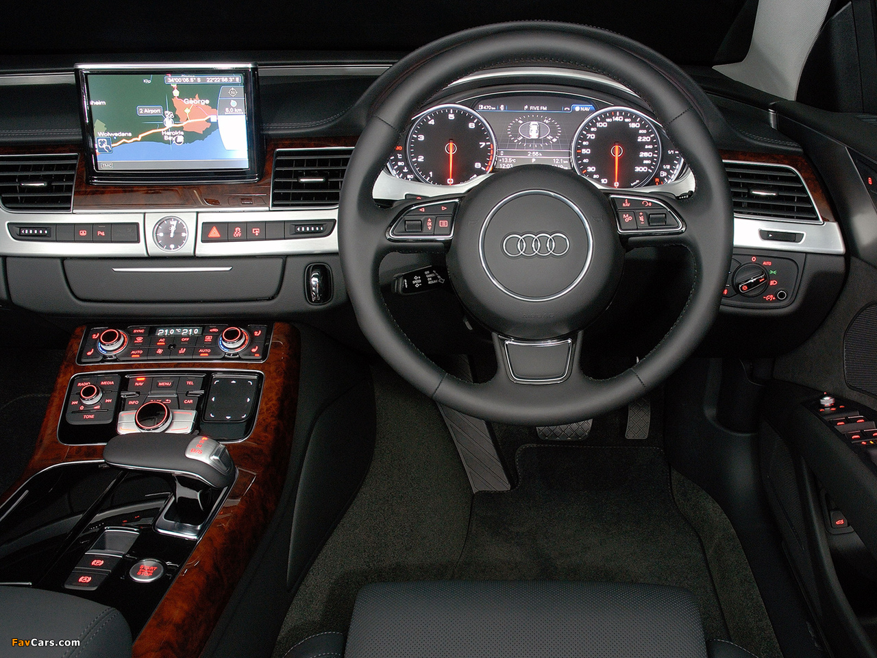 Images of Audi A8 4.2 TDI quattro ZA-spec (D4) 2010 (1280 x 960)