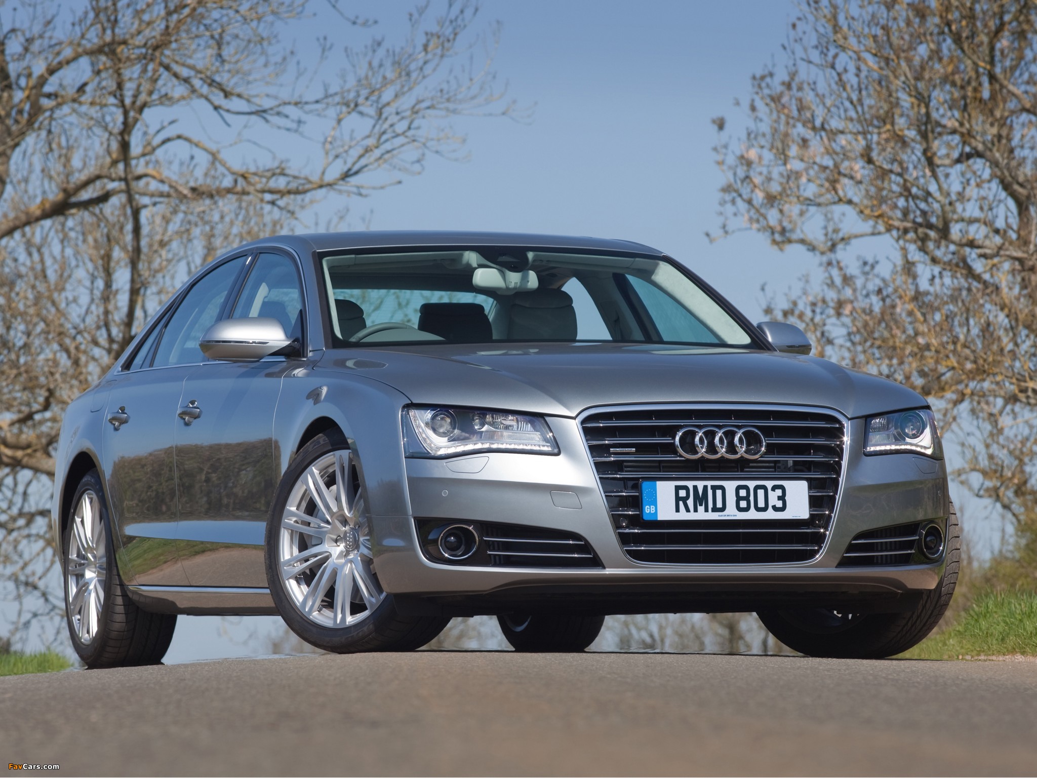 Images of Audi A8 4.2 TDI quattro UK-spec (D4) 2010 (2048 x 1536)