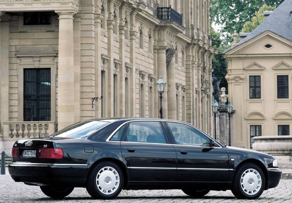 Photos of Audi A8L 4.2 quattro (D2) 1999–2002