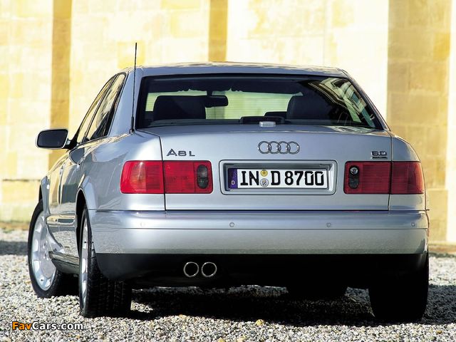 Photos of Audi A8L 6.0 quattro (D2) 2001–02 (640 x 480)
