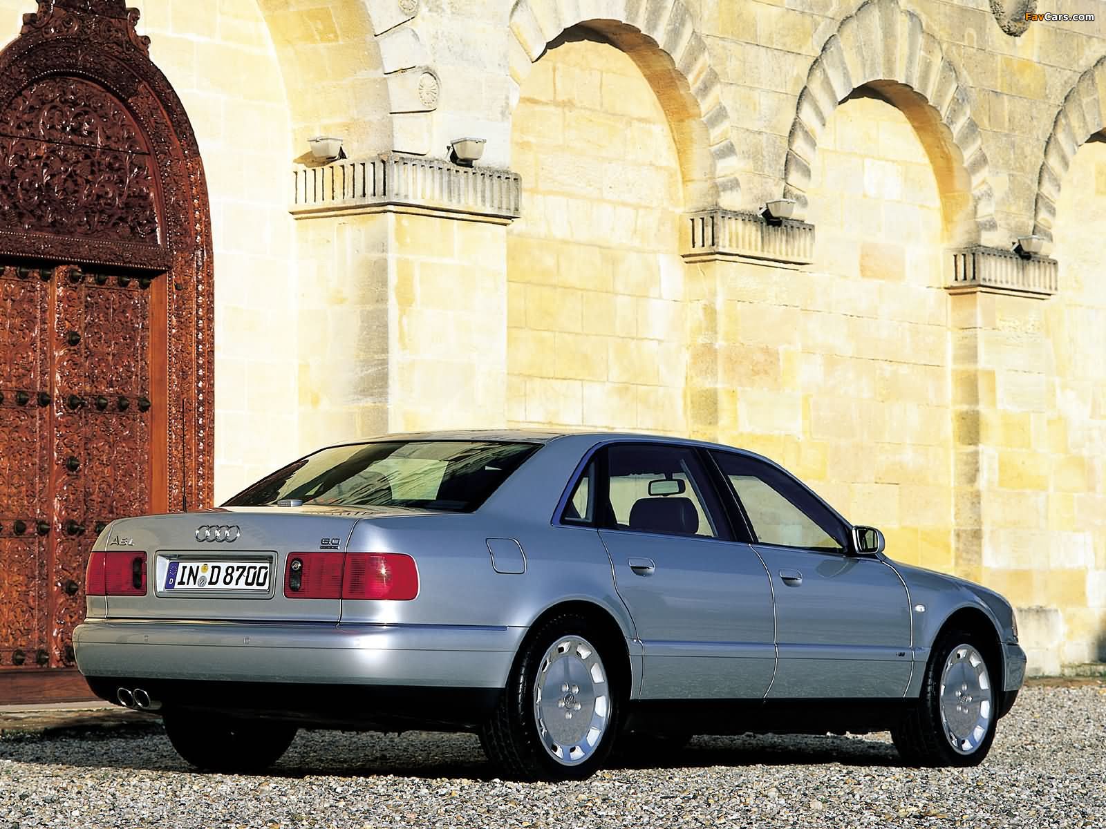 Photos of Audi A8L 6.0 quattro (D2) 2001–02 (1600 x 1200)