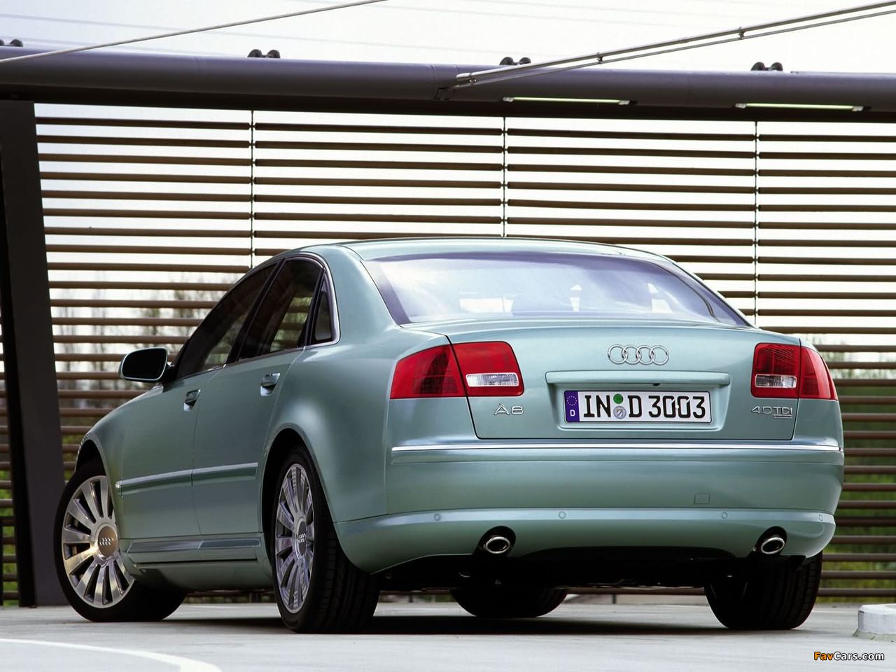 Photos of Audi A8 4.0 TDI quattro (D3) 2003–05 (1280 x 960)
