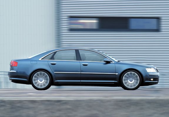 Photos of Audi A8 4.0 TDI quattro (D3) 2003–05