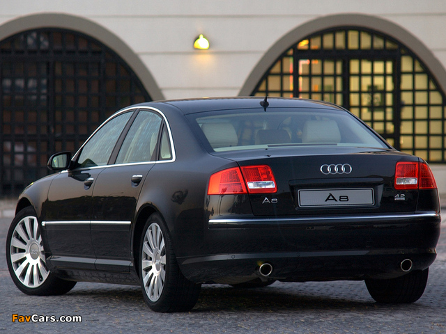 Photos of Audi A8 4.2 quattro ZA-spec (D3) 2003–05 (640 x 480)