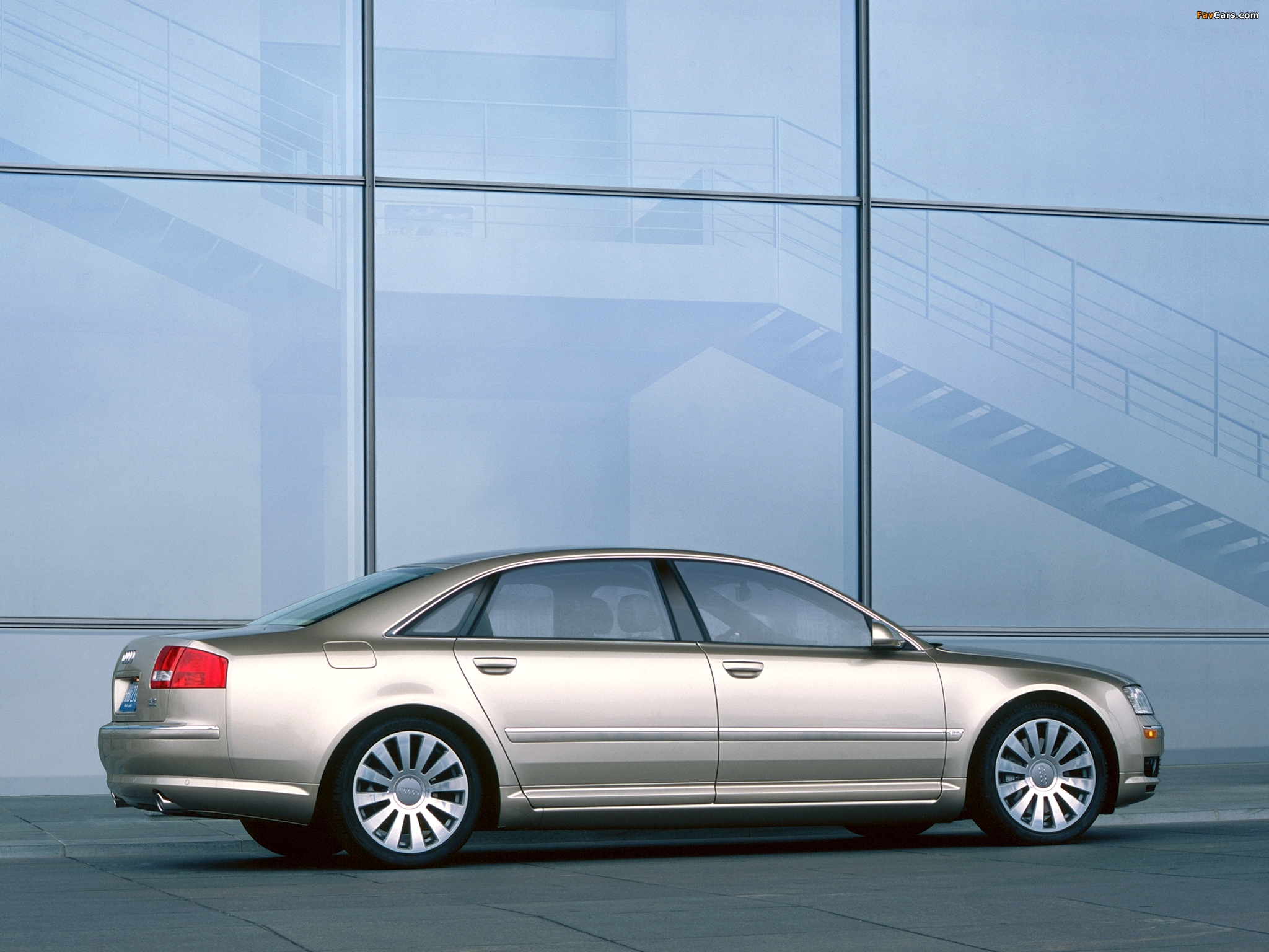 Photos of Audi A8L 4.2 quattro US-spec (D3) 2004–05 (2048 x 1536)