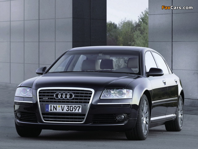 Photos of Audi A8L 6.0 quattro (D3) 2005–08 (640 x 480)