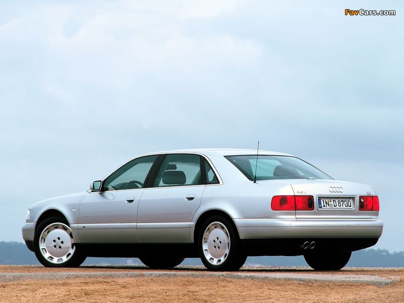 Pictures of Audi A8L 6.0 quattro (D2) 2001–02 (800 x 600)