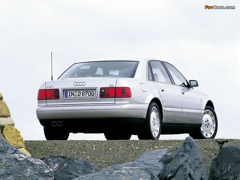 Pictures of Audi A8L 6.0 quattro (D2) 2001–02 (800 x 600)