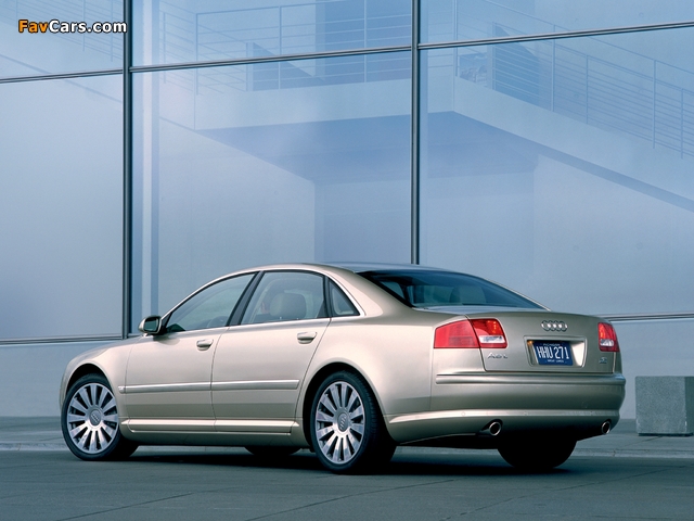 Pictures of Audi A8L 4.2 quattro US-spec (D3) 2004–05 (640 x 480)