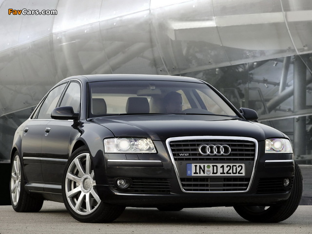 Pictures of Audi A8L 6.0 quattro (D3) 2005–08 (640 x 480)