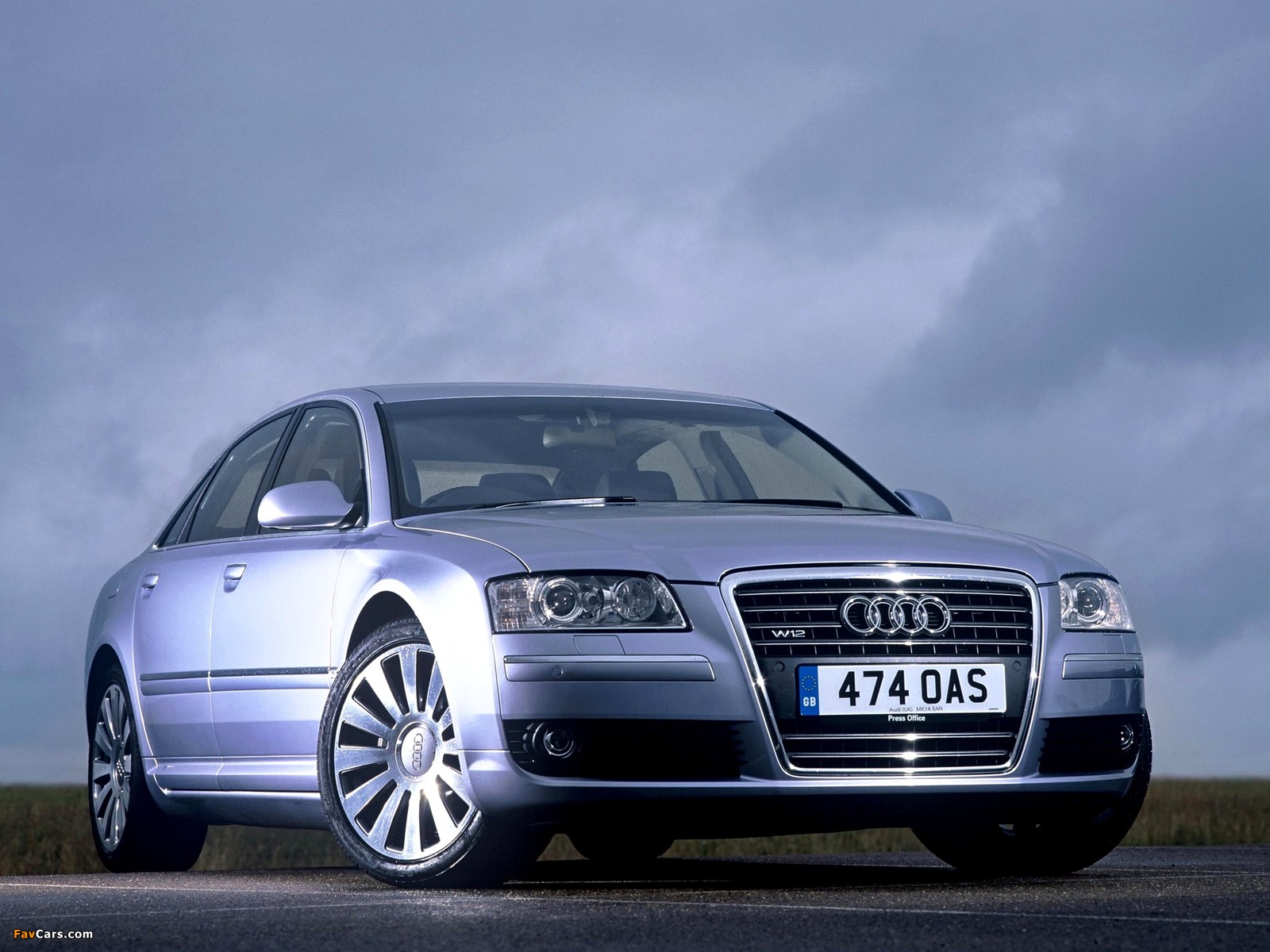 Pictures of Audi A8 6.0 quattro UK-spec (D3) 2005–08 (1600 x 1200)