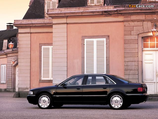 Audi A8L 6.0 quattro (D2) 2001–02 wallpapers (640 x 480)