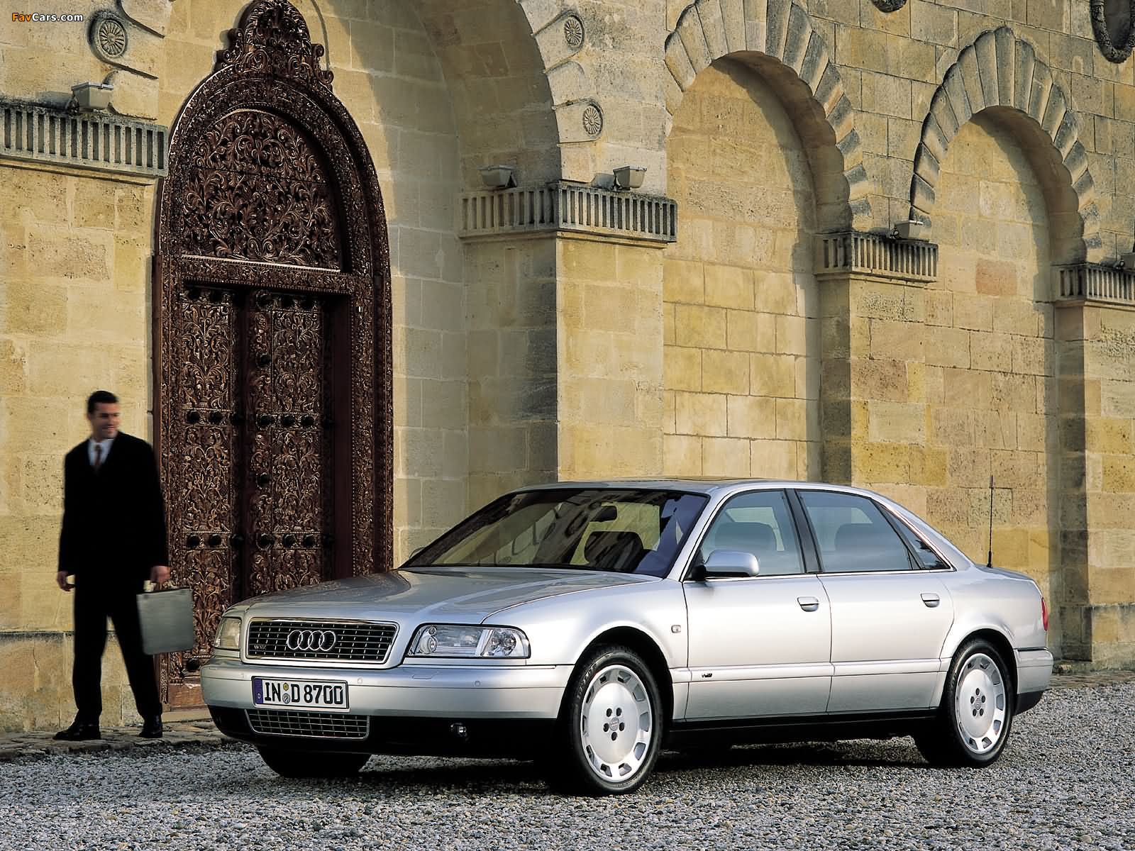 Audi A8L 6.0 quattro (D2) 2001–02 wallpapers (1600 x 1200)
