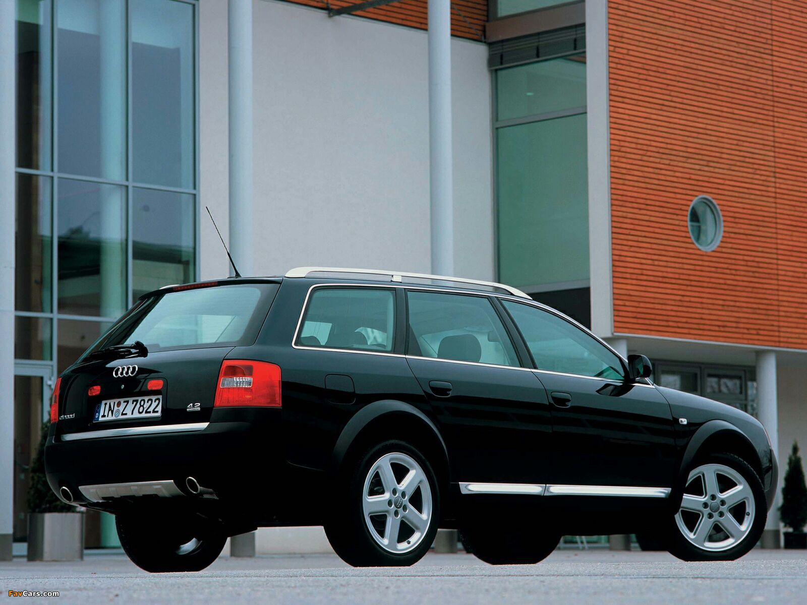 Images of Audi Allroad 4.2 quattro (4B,C5) 2000–06 (1600 x 1200)