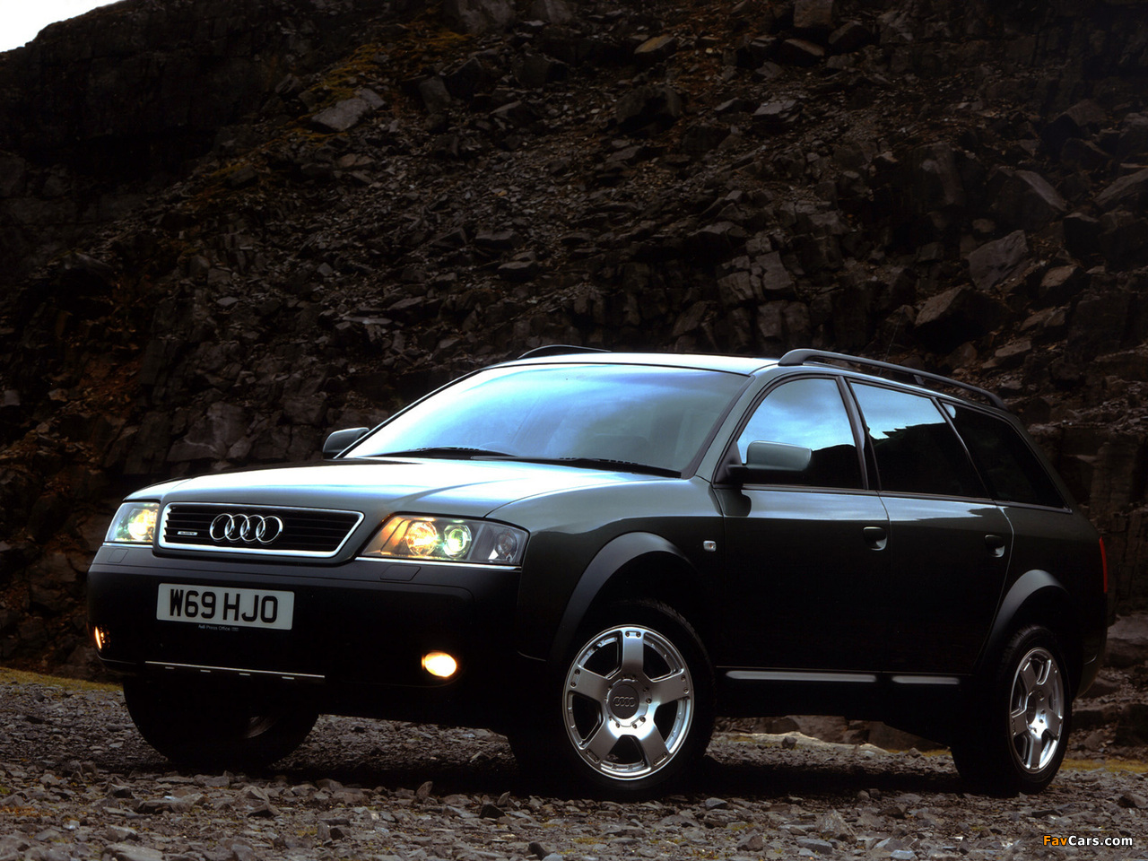 Images of Audi Allroad 2.7T quattro UK-spec (4B,C5) 2000–06 (1280 x 960)