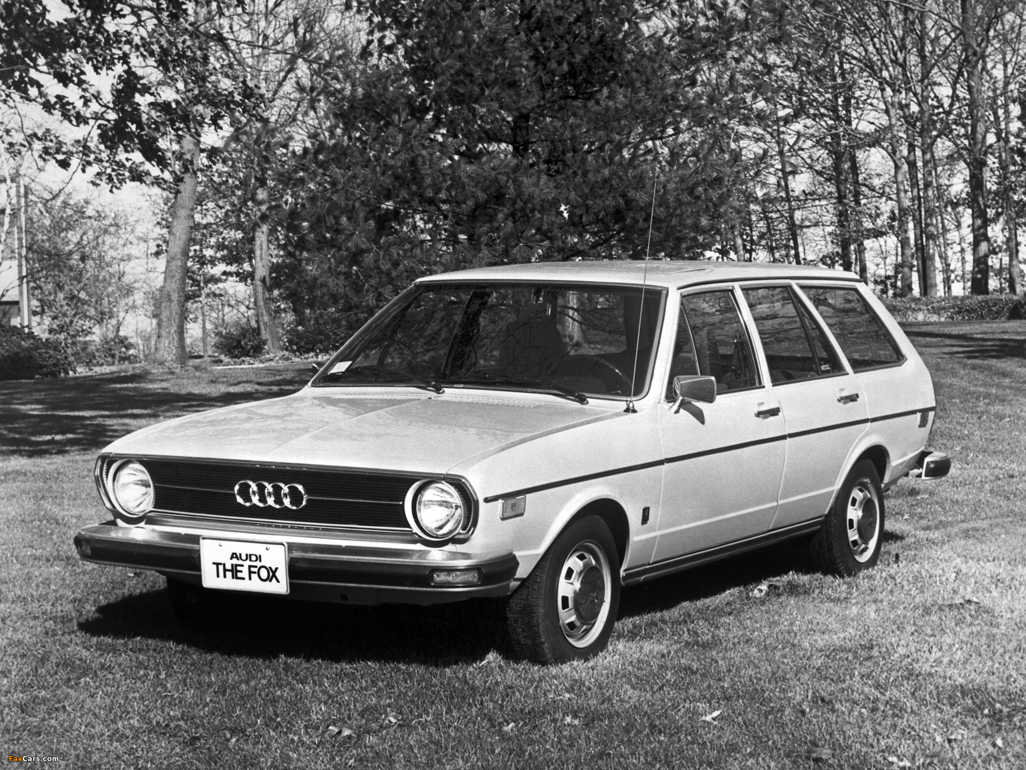 Pictures of Audi Fox Wagon 1975–76 (2048 x 1536)