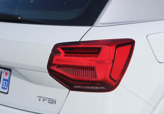 Audi Q2 TFSI sport 2016 images