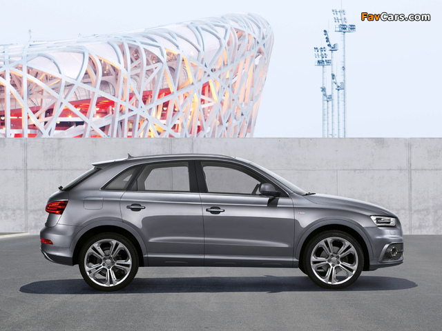 Audi Q3 2.0 TFSI quattro S-Line 2011 images (640 x 480)