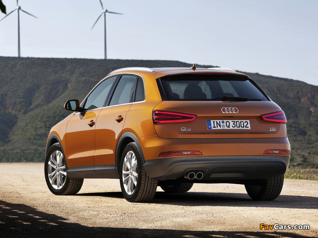 Audi Q3 2.0 TDI quattro 2011 images (640 x 480)