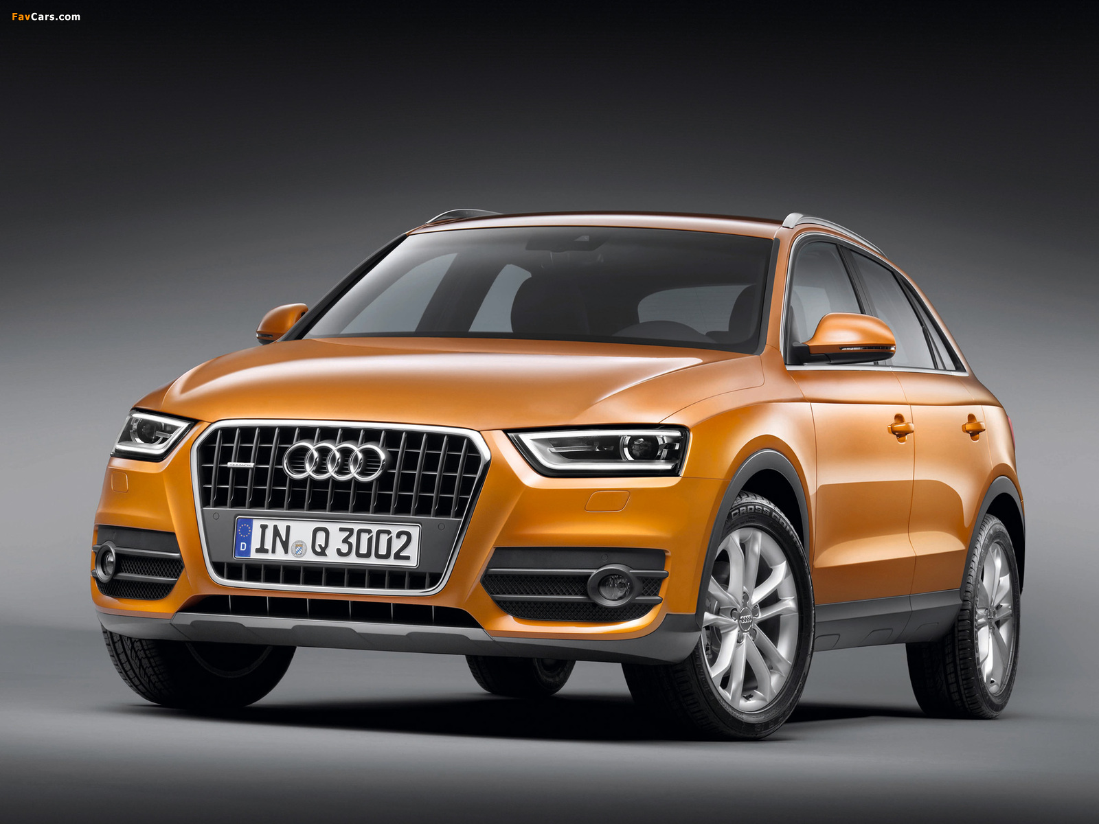 Photos of Audi Q3 2.0 TDI quattro 2011 (1600 x 1200)