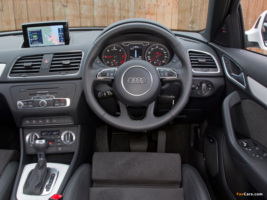 Photos of Audi Q3 2.0 TDI quattro UK-spec 2012 (1024 x 768)