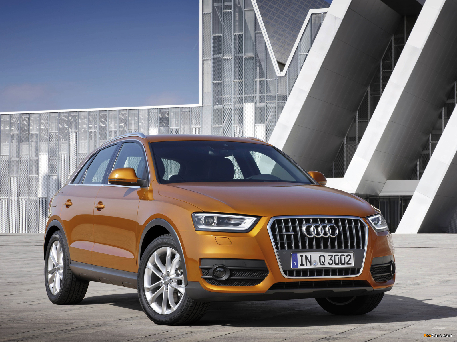 Audi Q3 2.0 TDI quattro 2011 wallpapers (1600 x 1200)