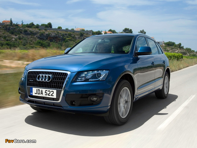 Audi Q5 2.0T quattro UK-spec (8R) 2008–12 images (640 x 480)