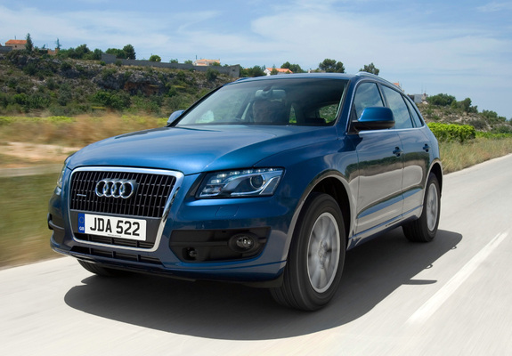 Audi Q5 2.0T quattro UK-spec (8R) 2008–12 images