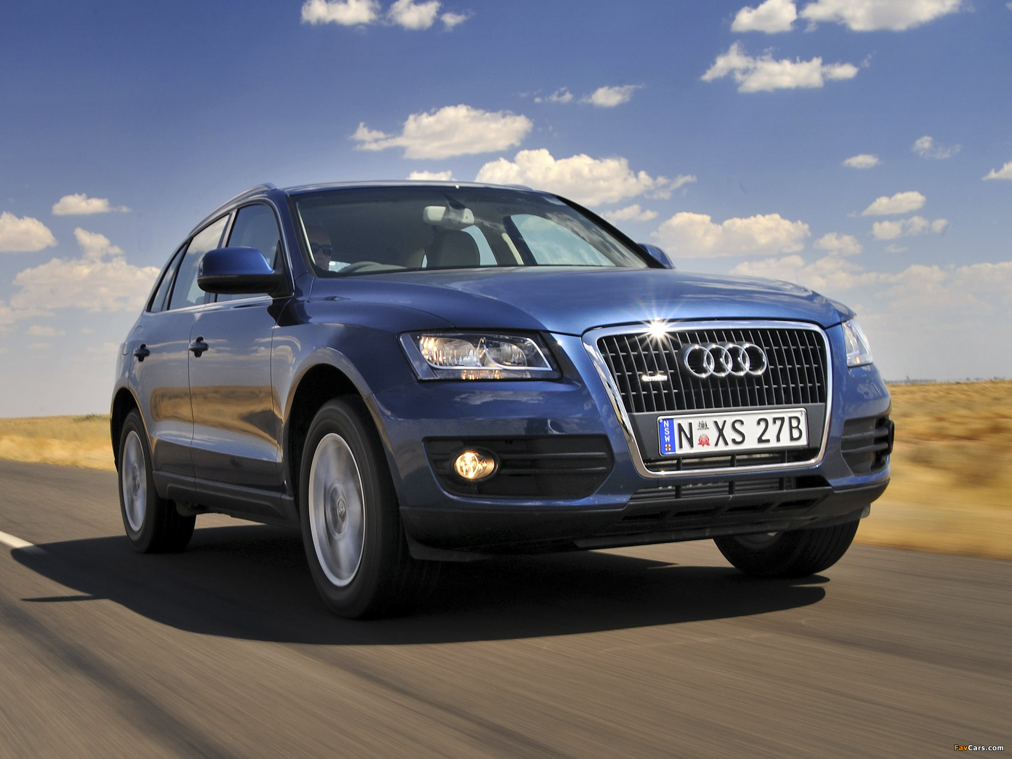 Audi Q5 2.0T quattro AU-spec (8R) 2008 pictures (2048 x 1536)