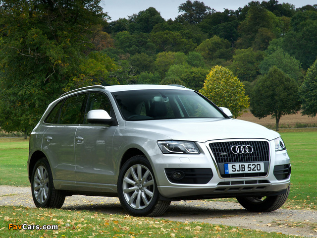 Audi Q5 2.0 TDI quattro UK-spec (8R) 2008–12 pictures (640 x 480)