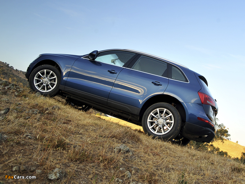 Audi Q5 2.0T quattro AU-spec (8R) 2008 wallpapers (800 x 600)