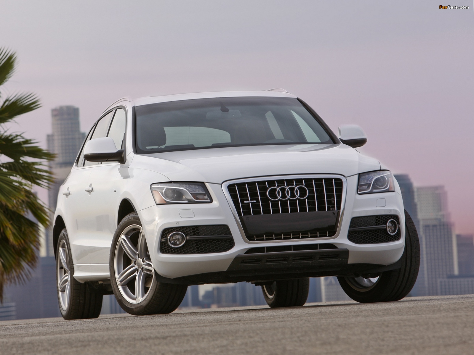 Audi Q5 3.2 quattro S-Line US-spec 2009 images (1600 x 1200)