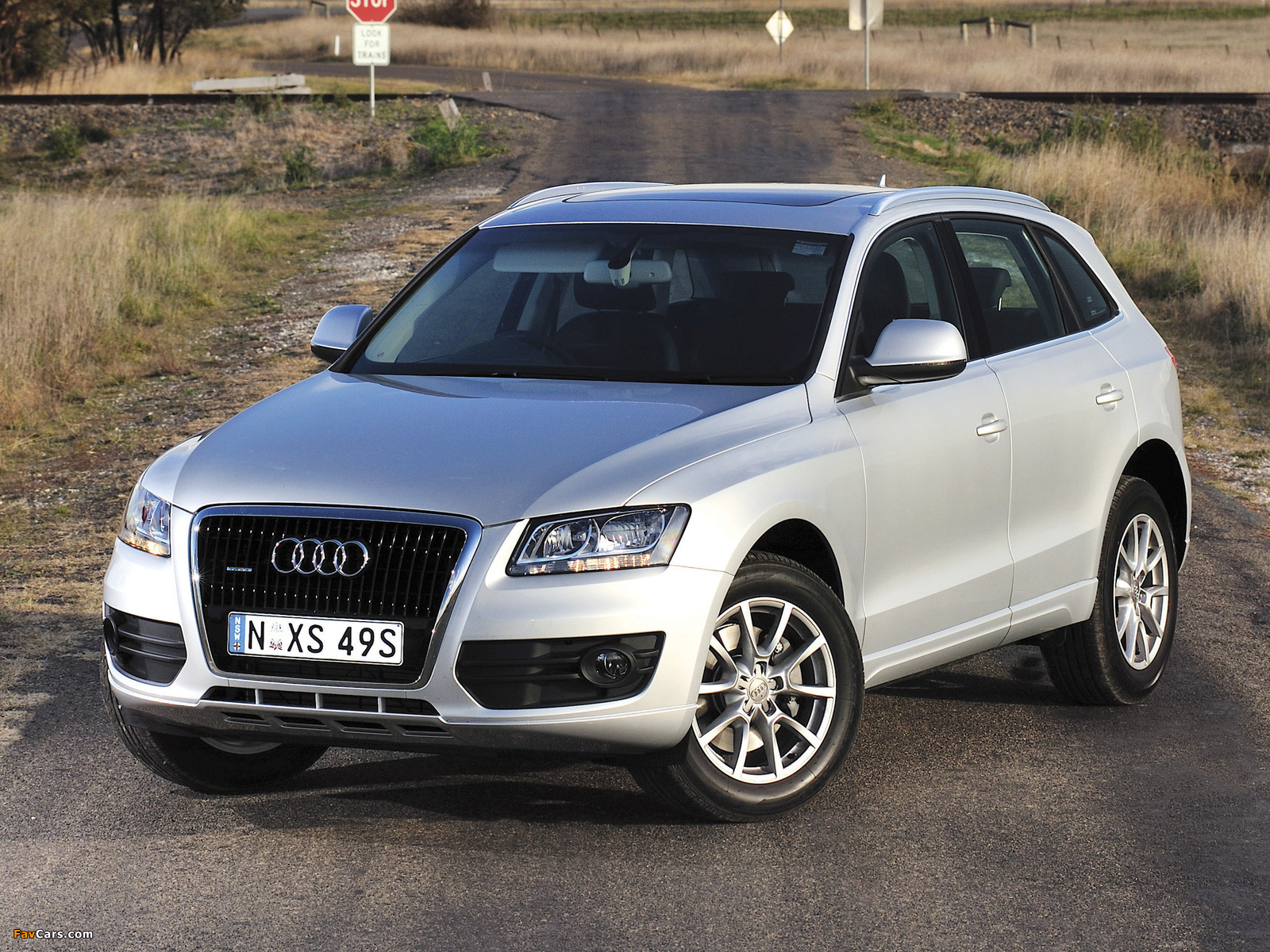 Audi Q5 3.2 quattro AU-spec (8R) 2009 photos (1600 x 1200)