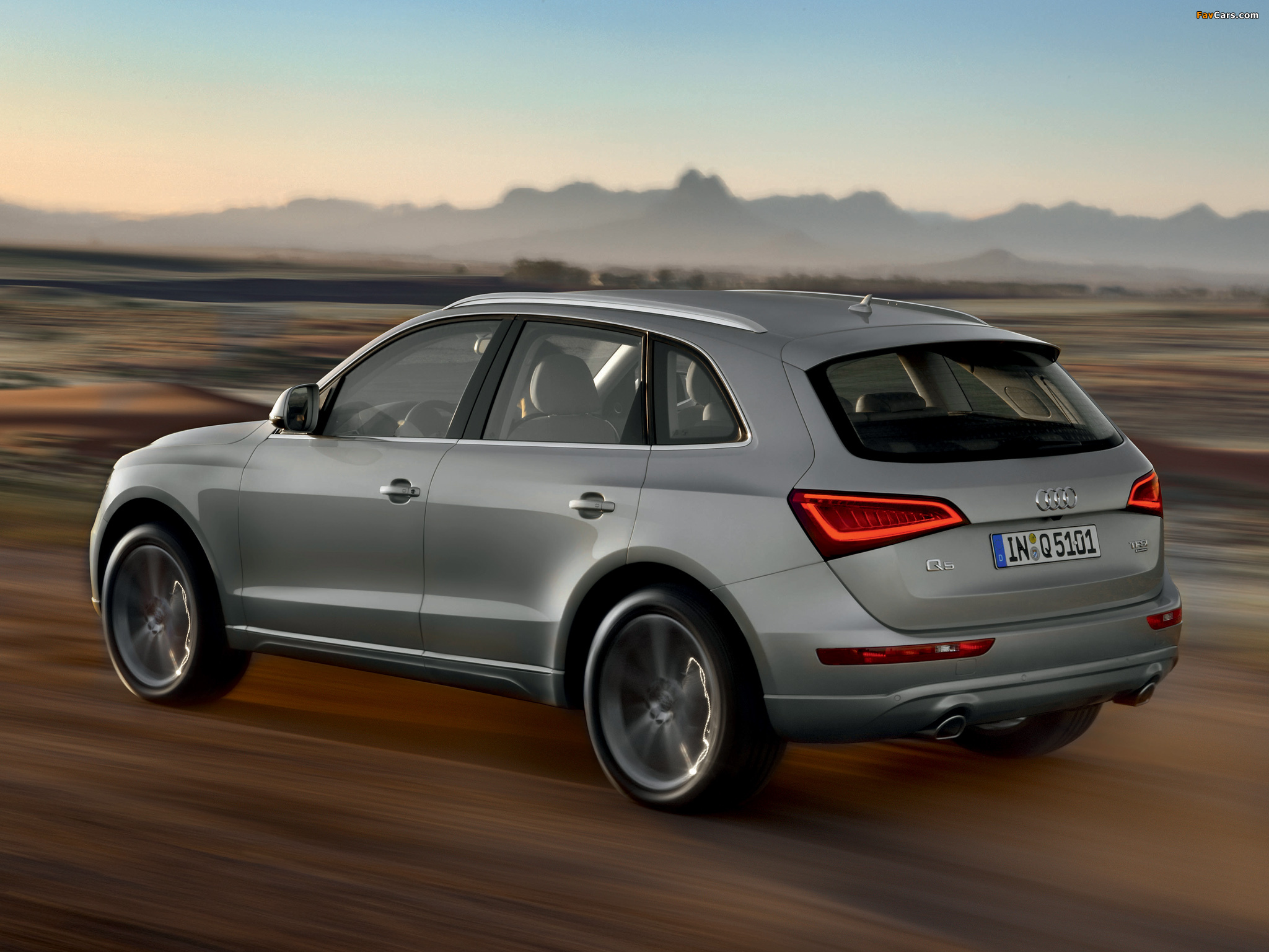 Audi Q5 3.0T quattro (8R) 2012 pictures (2048 x 1536)