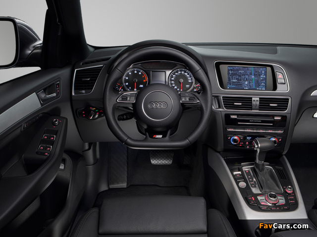 Audi Q5 3.0T quattro S-Line US-spec (8R) 2012 wallpapers (640 x 480)