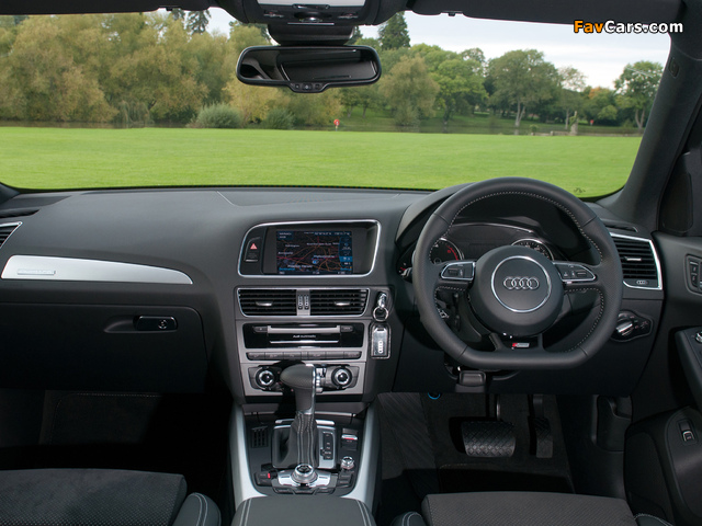 Images of Audi Q5 2.0 TDI quattro S-Line UK-spec (8R) 2012 (640 x 480)