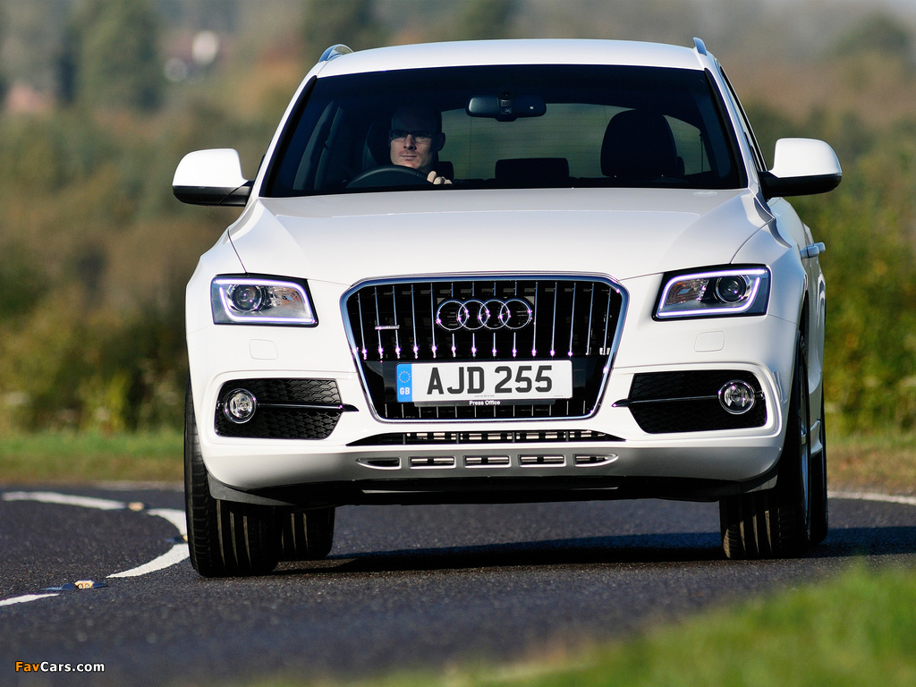 Photos of Audi Q5 2.0T quattro S-Line UK-spec (8R) 2012 (1024 x 768)