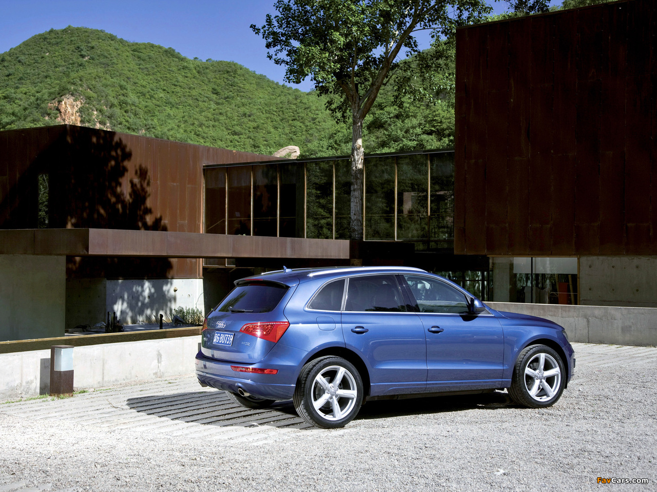 Audi Q5 3.0 TDI quattro 2008 wallpapers (1280 x 960)