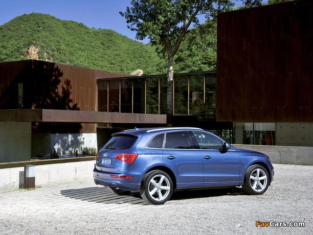 Audi Q5 3.0 TDI quattro 2008 wallpapers (640 x 480)