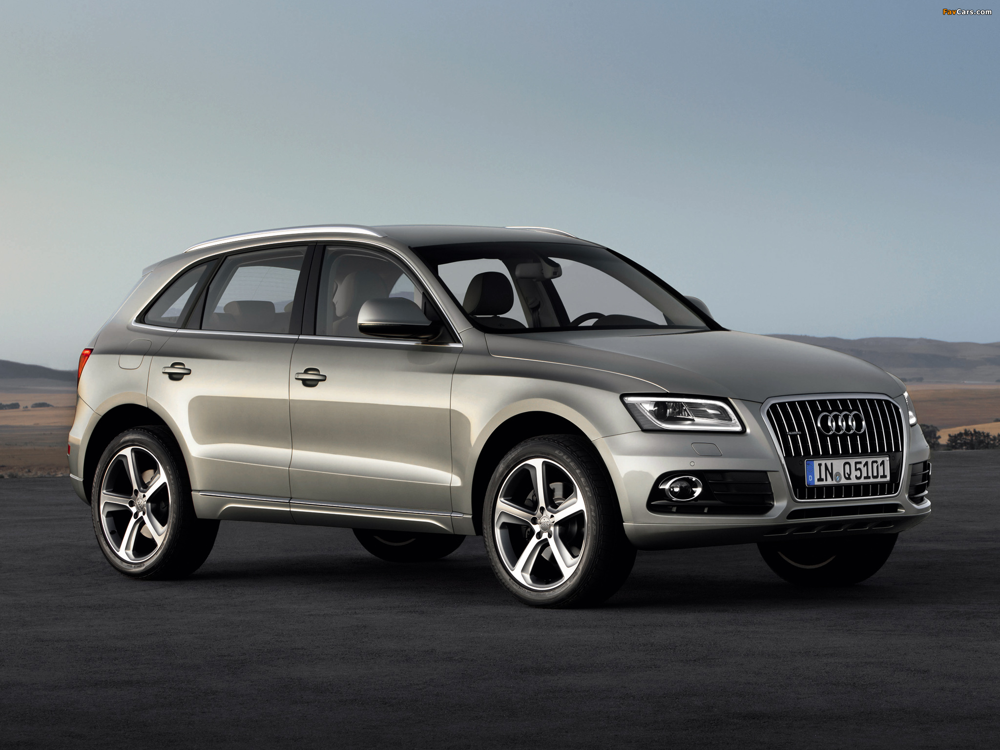 Audi Q5 3.0T quattro (8R) 2012 wallpapers (2048 x 1536)