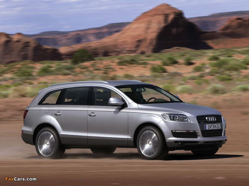 Audi Q7 4.2 quattro 2005–09 photos (800 x 600)