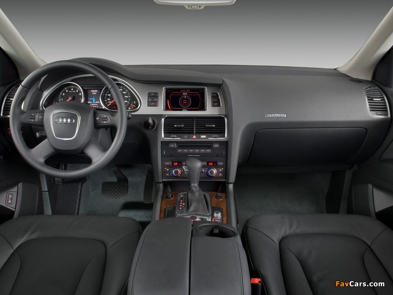 Audi Q7 4.2 quattro US-spec 2006–09 images (800 x 600)