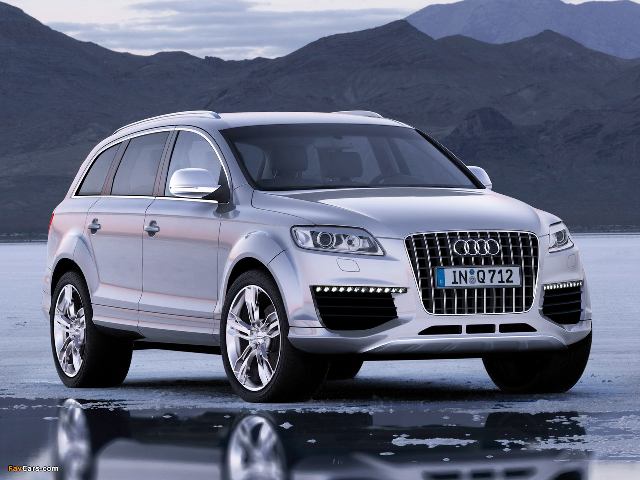 Audi Q7 V12 TDI Concept 2007 wallpapers (1280 x 960)